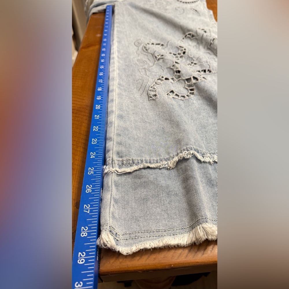 POL Light-Blue Wide Leg Laser-Cut Denim Jeans with Drawstring - Picture 9 of 11